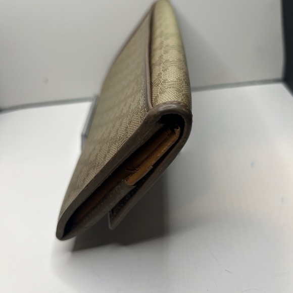 GUC Celine Long Wallet - Picture 5 of 11